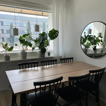 Valoisa Kaksio Merimaisemalla Keskustassa * فآسا